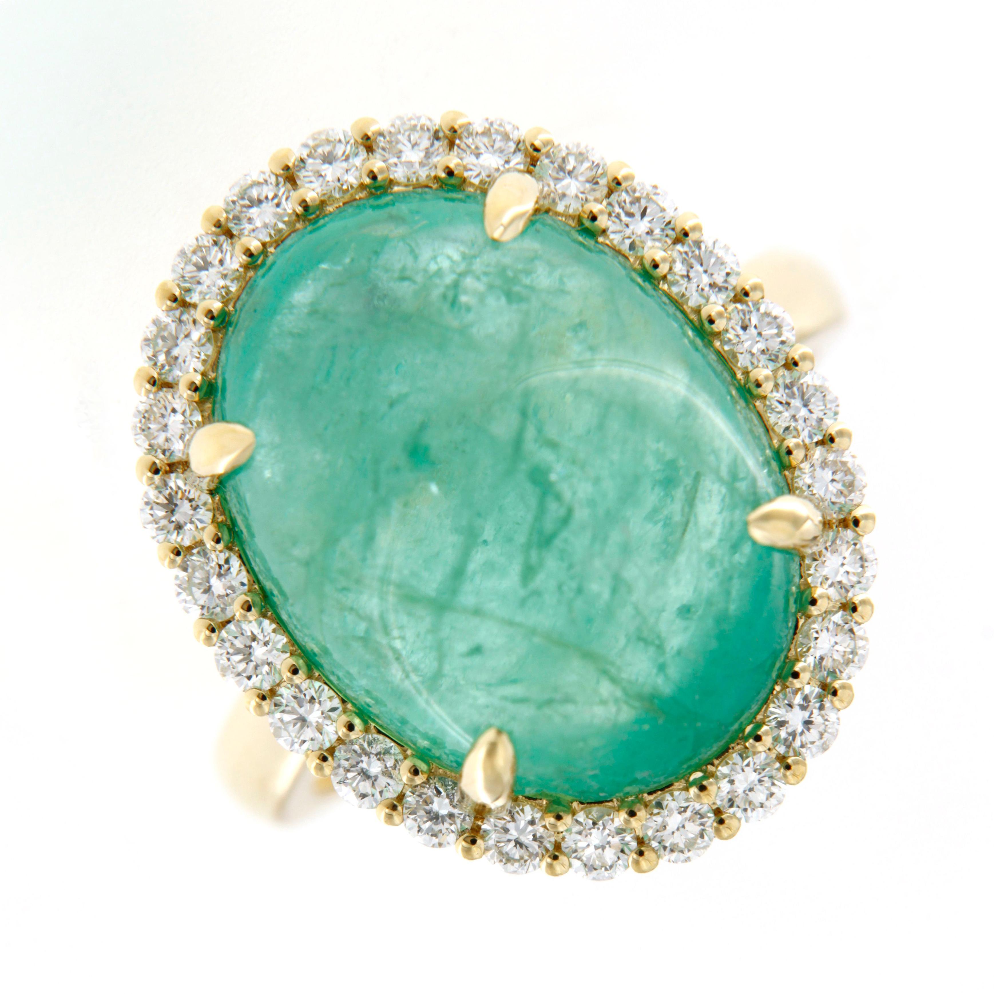 16,01 Karat Smaragd-Cabochon-Diamantring im Zustand „Neu“ im Angebot in Hong Kong, HK