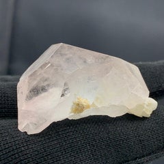 160,25 carati di incredibile cristallo di morganite dall'Afghanistan