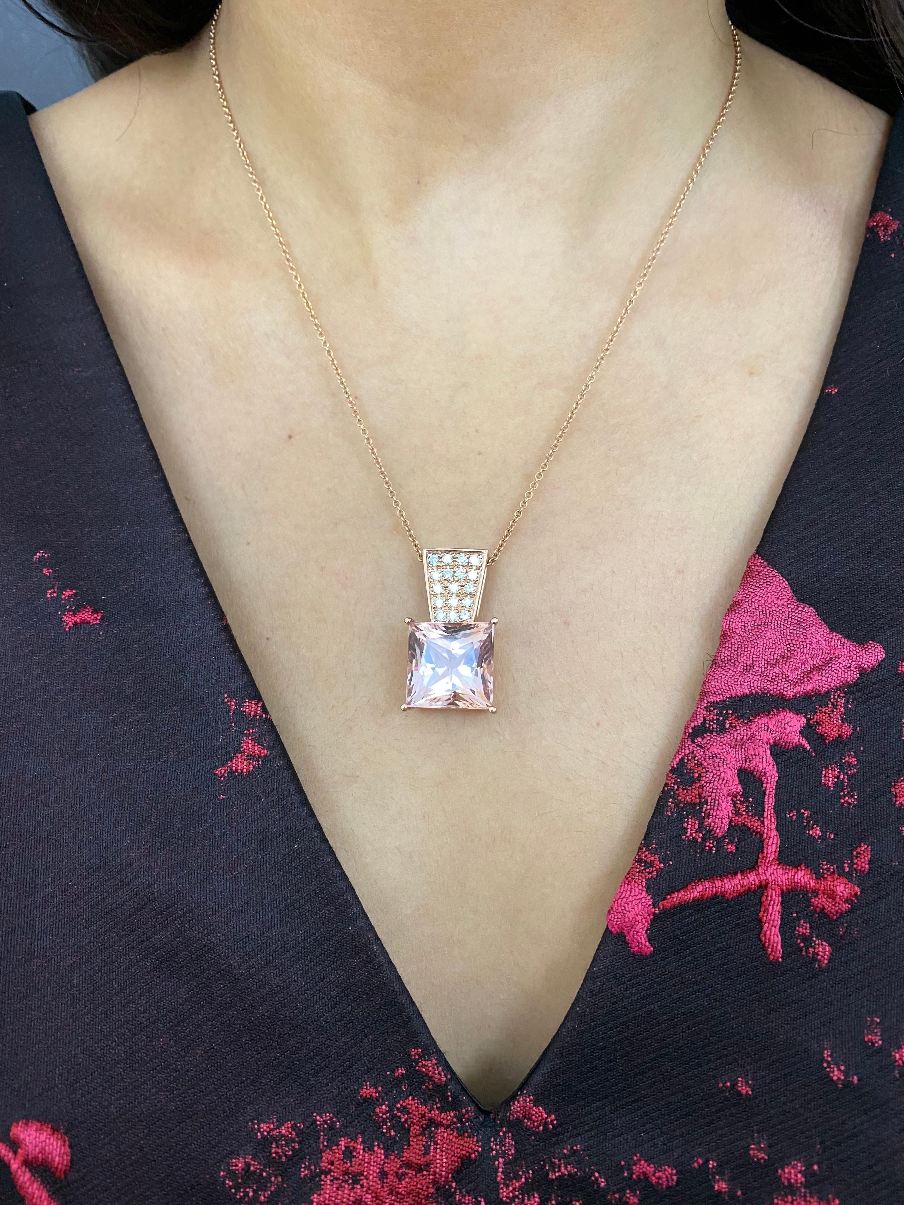 Contemporary 16.07Ct Princess Cut Pink Morganite and Diamond Pendant Necklace 14K Rose Gold For Sale