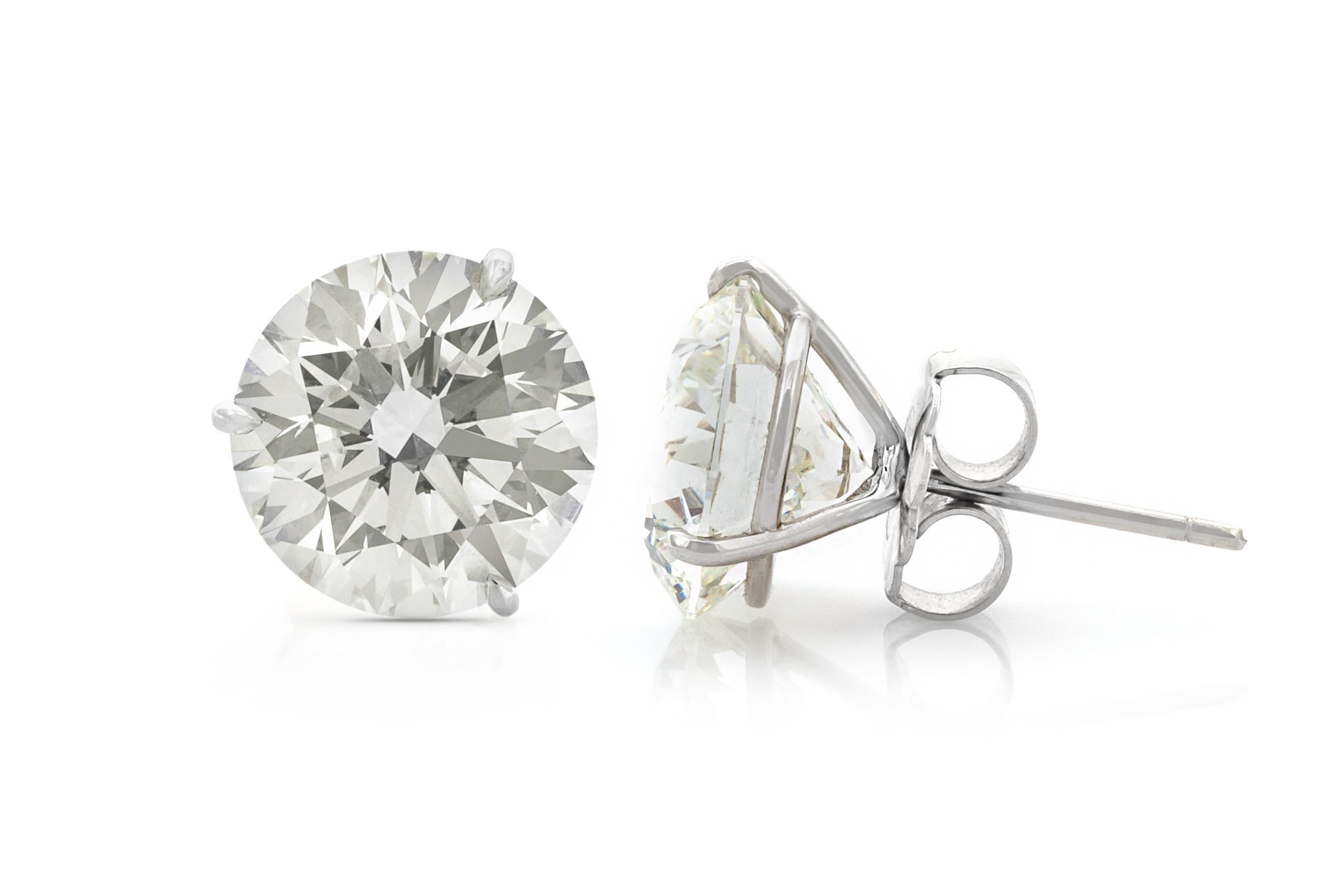 Taille brillant Clous d'oreilles à diamants ronds taille brillant de 16.08 carat en vente