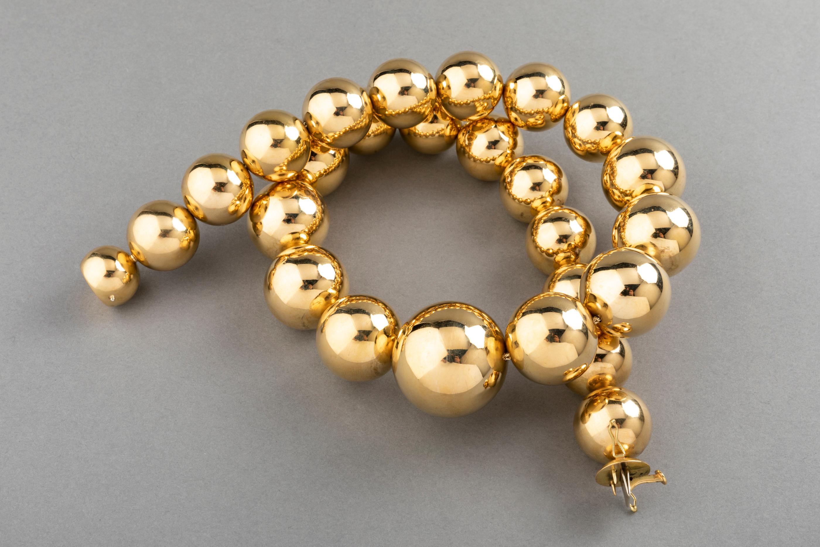 160.8 Grams French Gold Ball Necklace In Good Condition In Saint-Ouen, FR