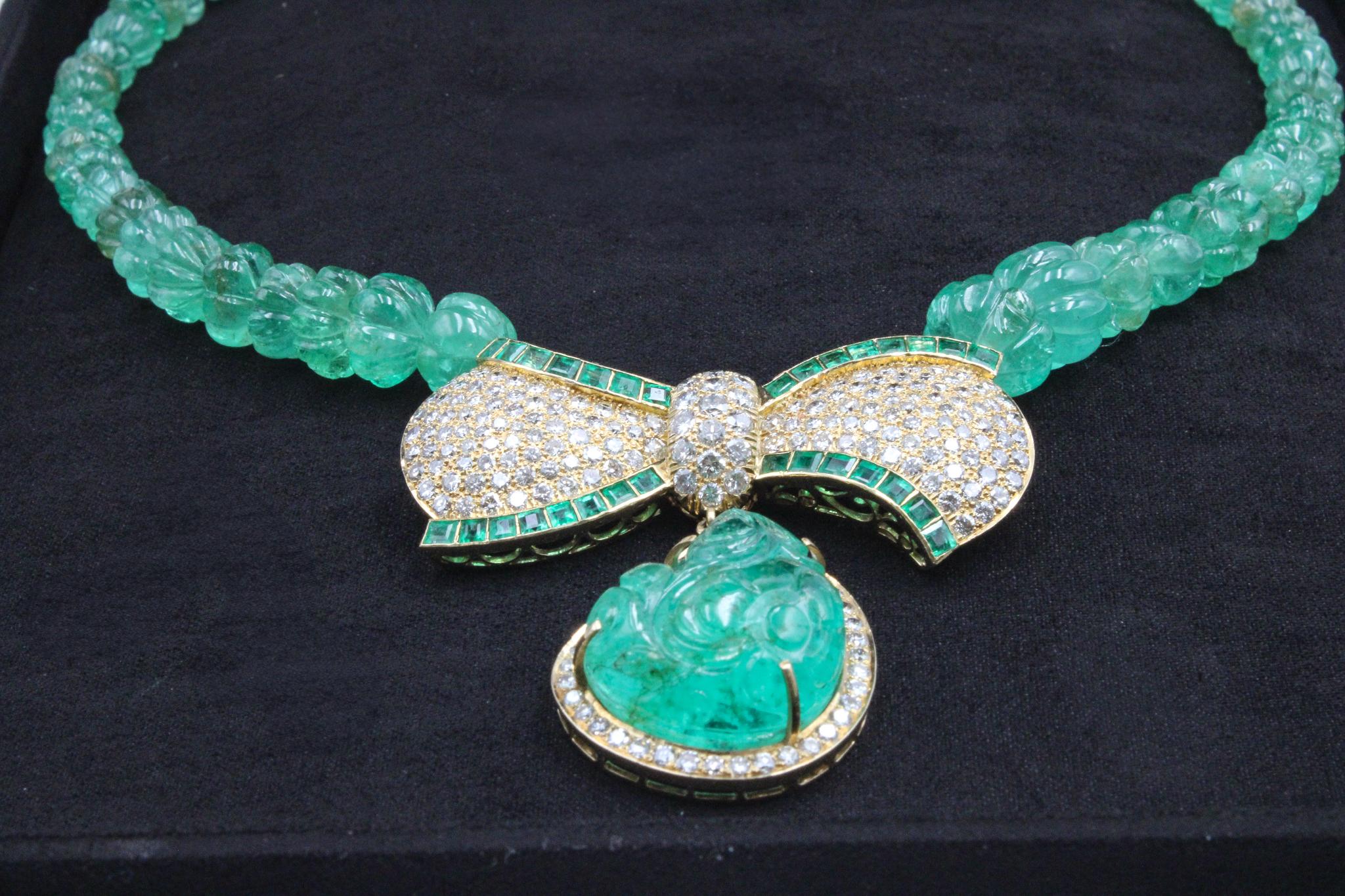Collar de Esmeralda Colombiana 160ct con Broche Colgante Desmontable Corte mixto en venta