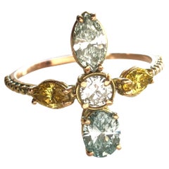 Anello con diamante colorato da 1,60 carati in oro 14K con fantasia giallo-verdognola e blu marquise rotondo
