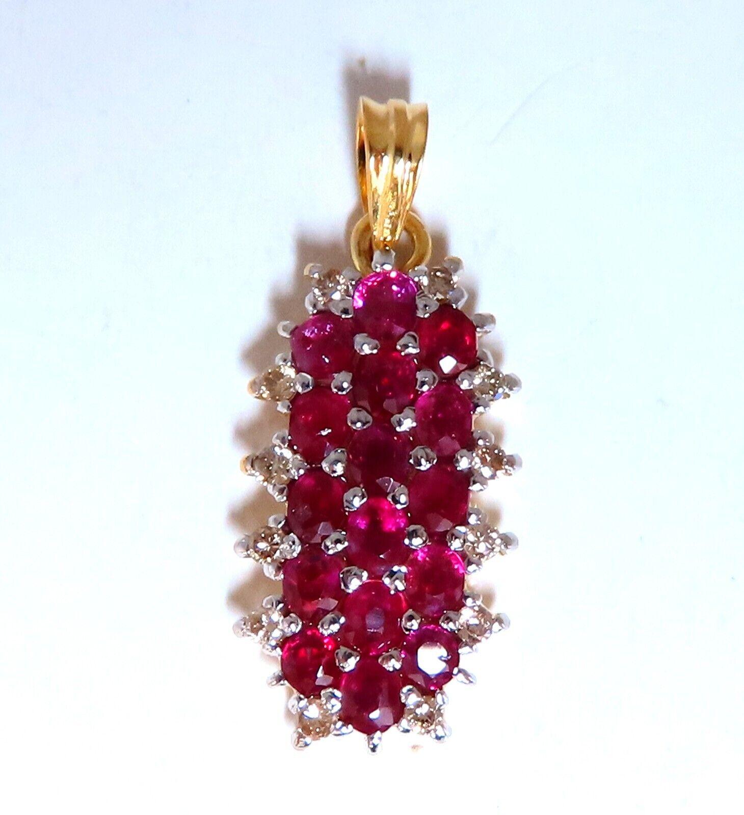 Round Cut 1.60ct Natural Ruby Diamonds Cluster Pendant 18kt For Sale
