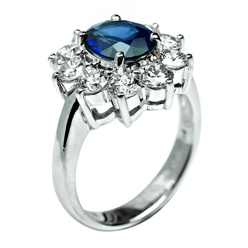 1.60ct Sapphire 1.50ct Diamond Engagement Ring In Good Condition For Sale In New York, NY