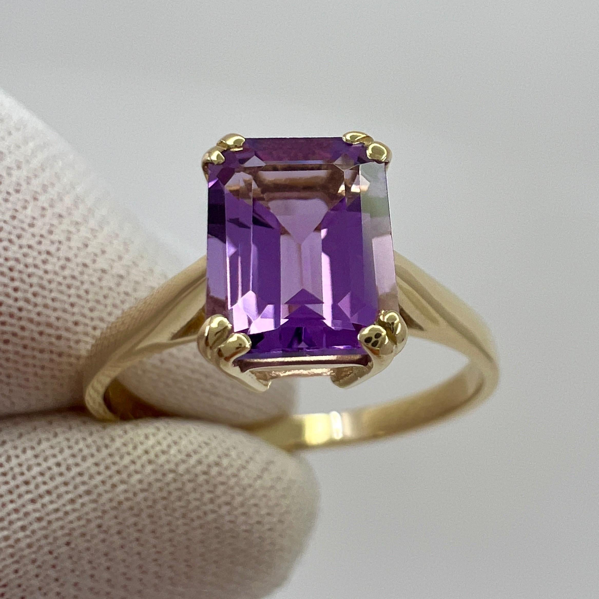 1.60ct Vivid Purple Amethyst Emerald Octagonal Cut 9k Yellow Gold Solitaire Ring For Sale 2