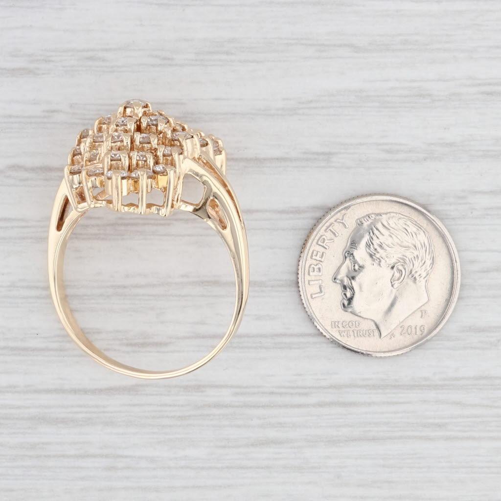 Bague cocktail en or jaune 14 carats avec grappe de diamants de 1,60 ctw, taille 10,75 en vente 4