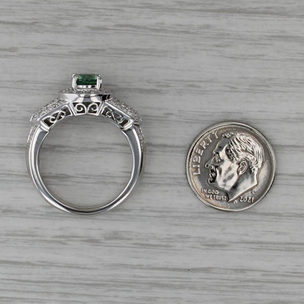 Anillo Halo de Diamantes Circón Verde 1,60 ctw Oro Blanco 14k Tamaño 8 Compromiso en venta 2