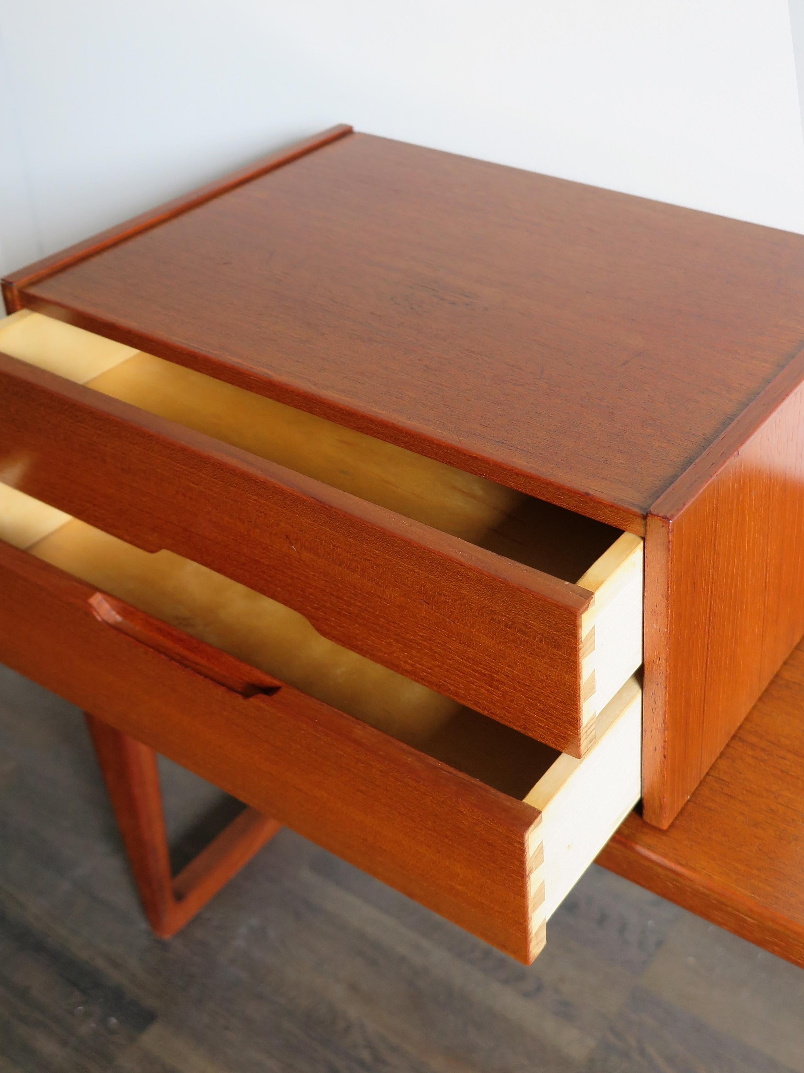 Veneer 160s Kai Kristiansen Bedside Table, Mirror, Chest of Drawers - Aksel Kjersgaard