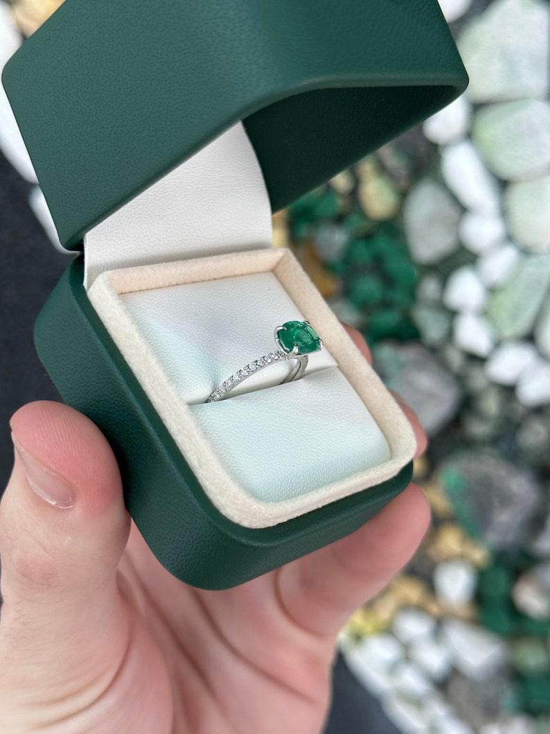 Oval Cut 1.60tcw 14K Lush Green Oval Emerald & Diamond Full Finger Coverage Ring For Sale