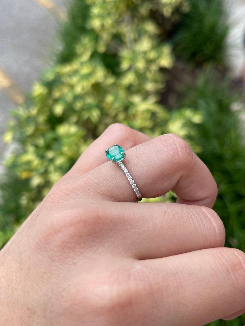 1.60tcw 14K Lush Green Oval Emerald & Diamond Full Finger Coverage Ring For Sale 2