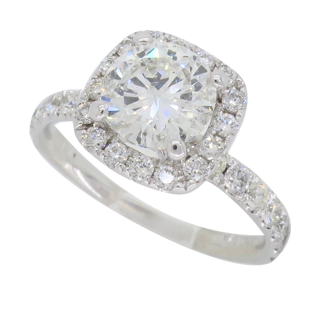 Round Cut 1.61 Carat Diamond Halo Engagement Ring For Sale
