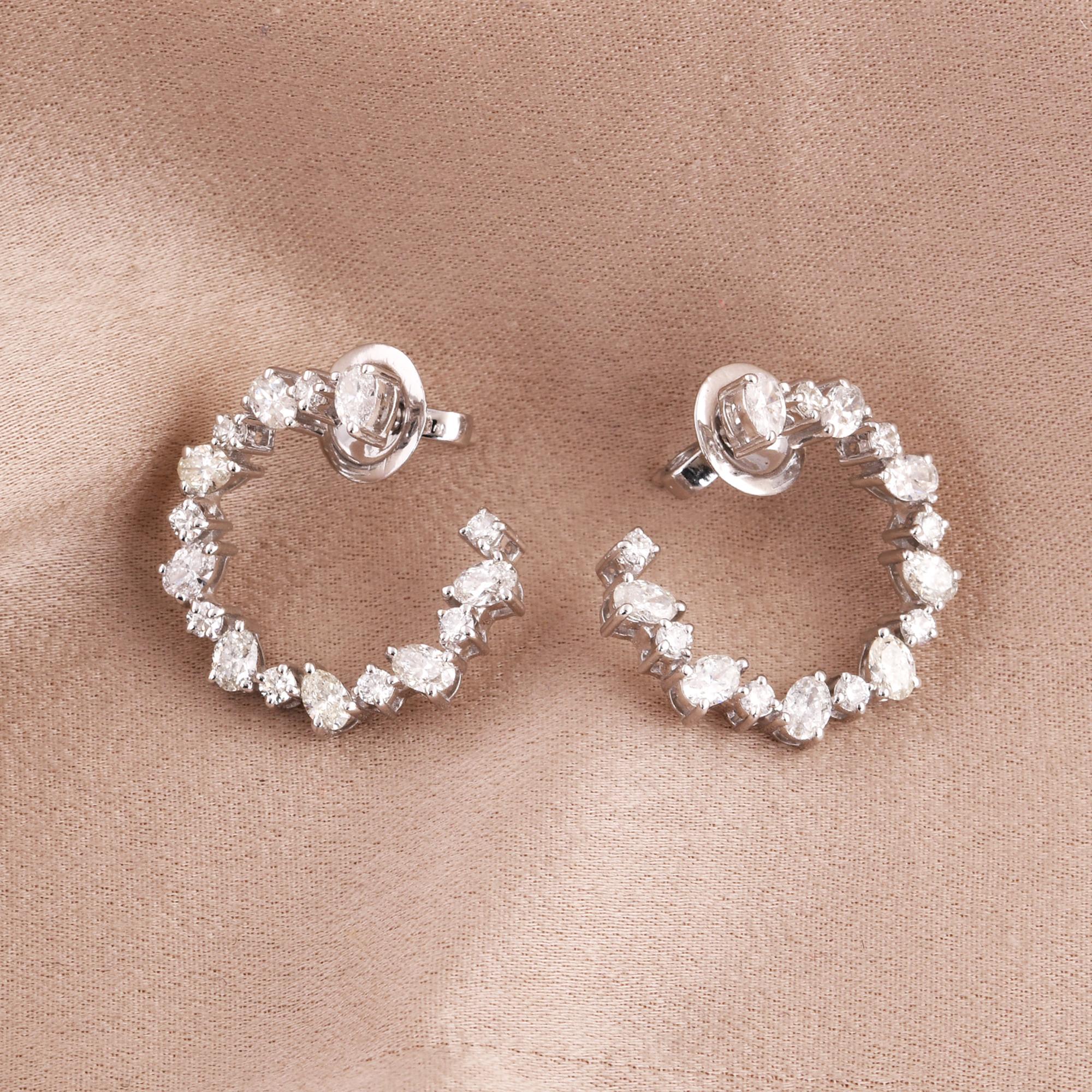 Moderne 1.61 Carat Oval & Round Diamond Hoop Earrings 18 Karat White Gold Fine Jewelry (Boucles d'oreilles en or blanc 18 carats) en vente