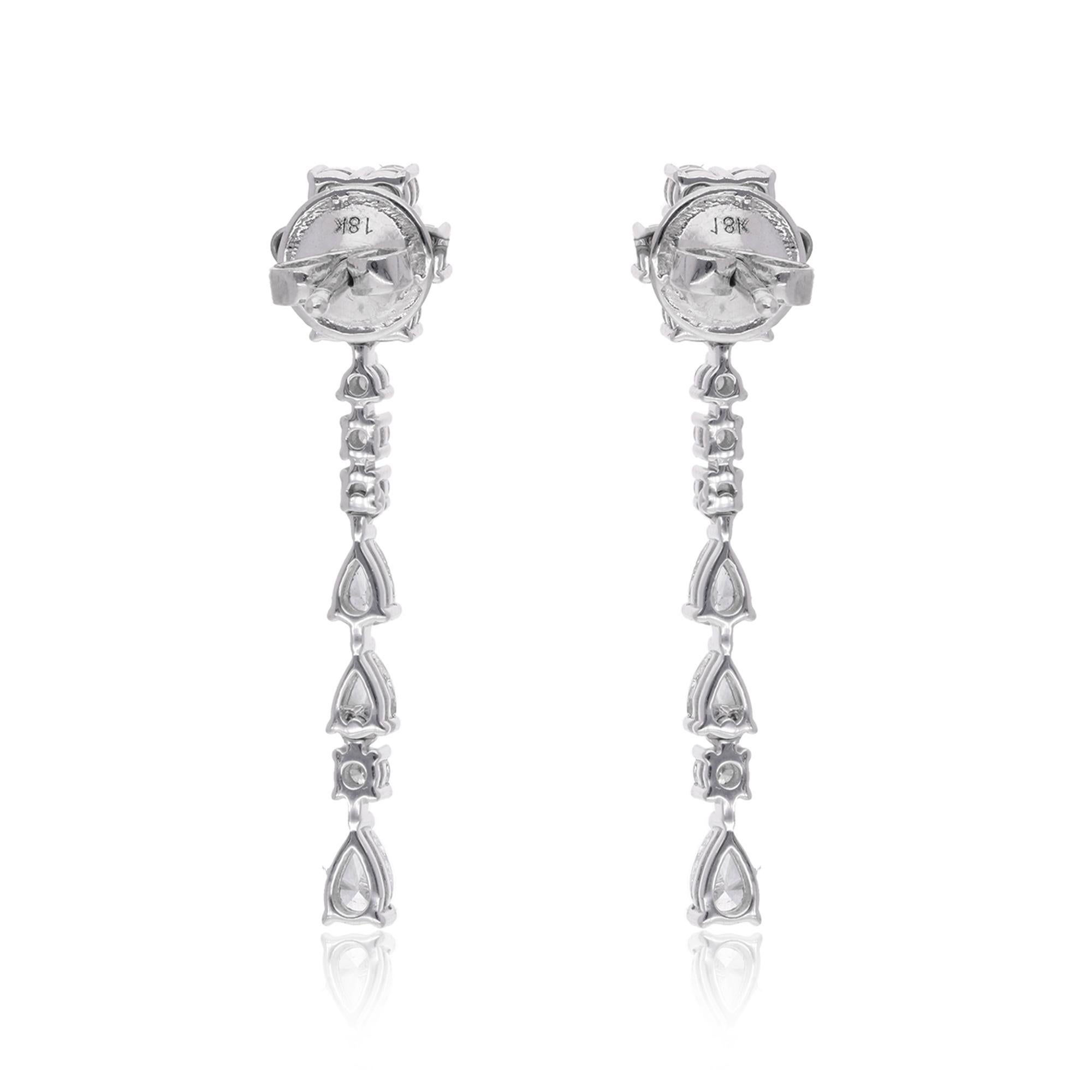 Orecchini pendenti con pera e diamante rotondo da 1,61 carati in oro bianco 14 carati Gioielli di pregio In condizioni Nuovo in vendita a Diera, Dubai