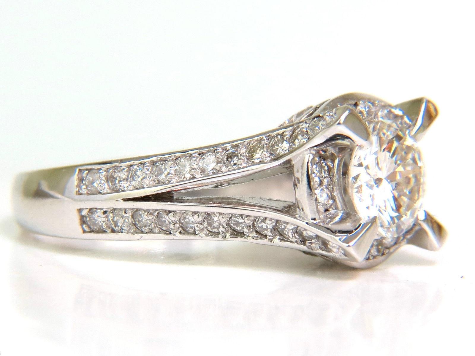 Women's or Men's 1.61 Carat Round Brilliant Diamond Raised Crown Ring For Sale