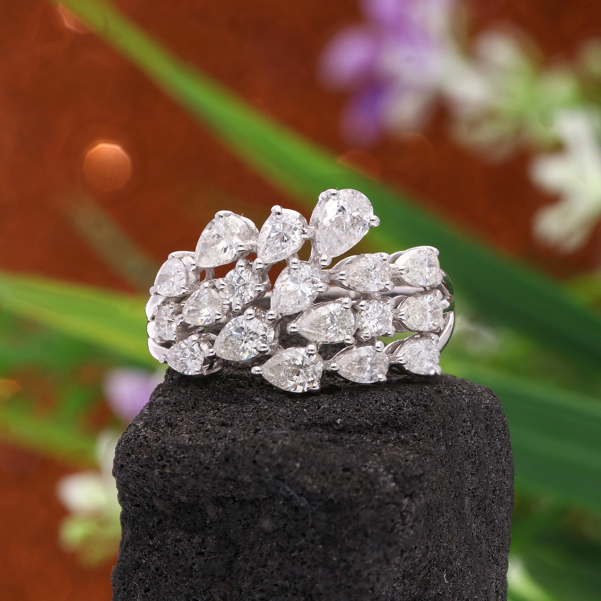 Modern 1.61 Carat SI Clarity HI Color Pear Diamond Ring 18 Karat White Gold Jewelry For Sale