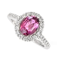 1.61 Carat Vibrant Padparadscha Sapphire & Diamond Ring set in Platinum