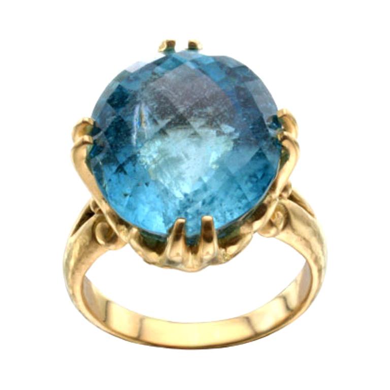 For Sale:  16.1 Carats Aquamarine 18K Gold Ring