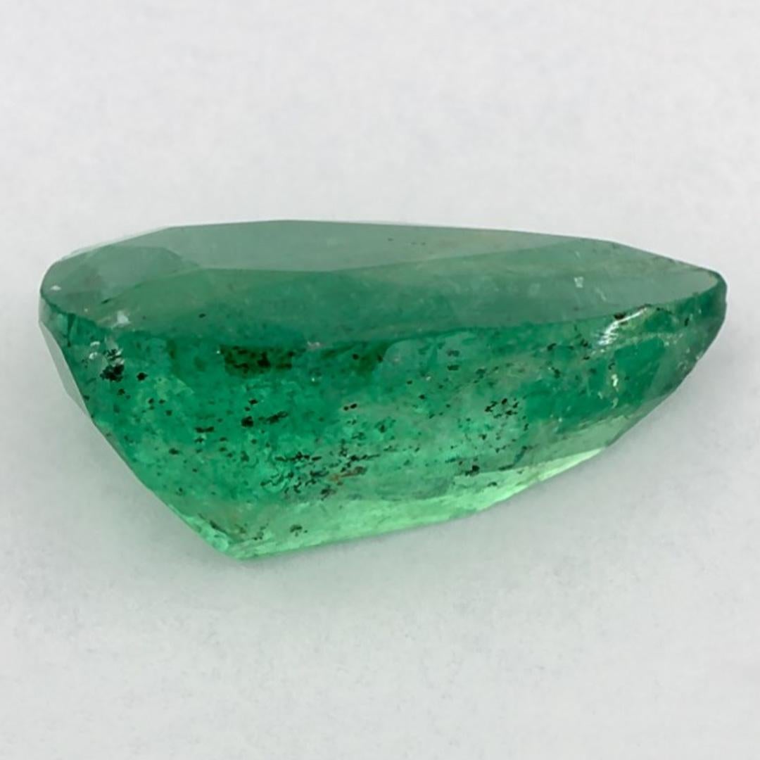 1.61 Ct Emerald Pear Loose Gemstone In New Condition For Sale In Fort Lee, NJ