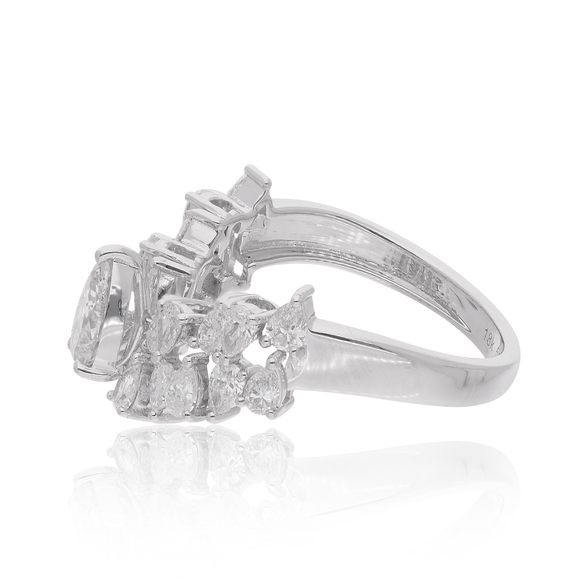 Taglio a goccia 1,61 Ct. Anello con diamante a pera e disegno Chevron in oro bianco 18 carati Gioielli fatti a mano in vendita