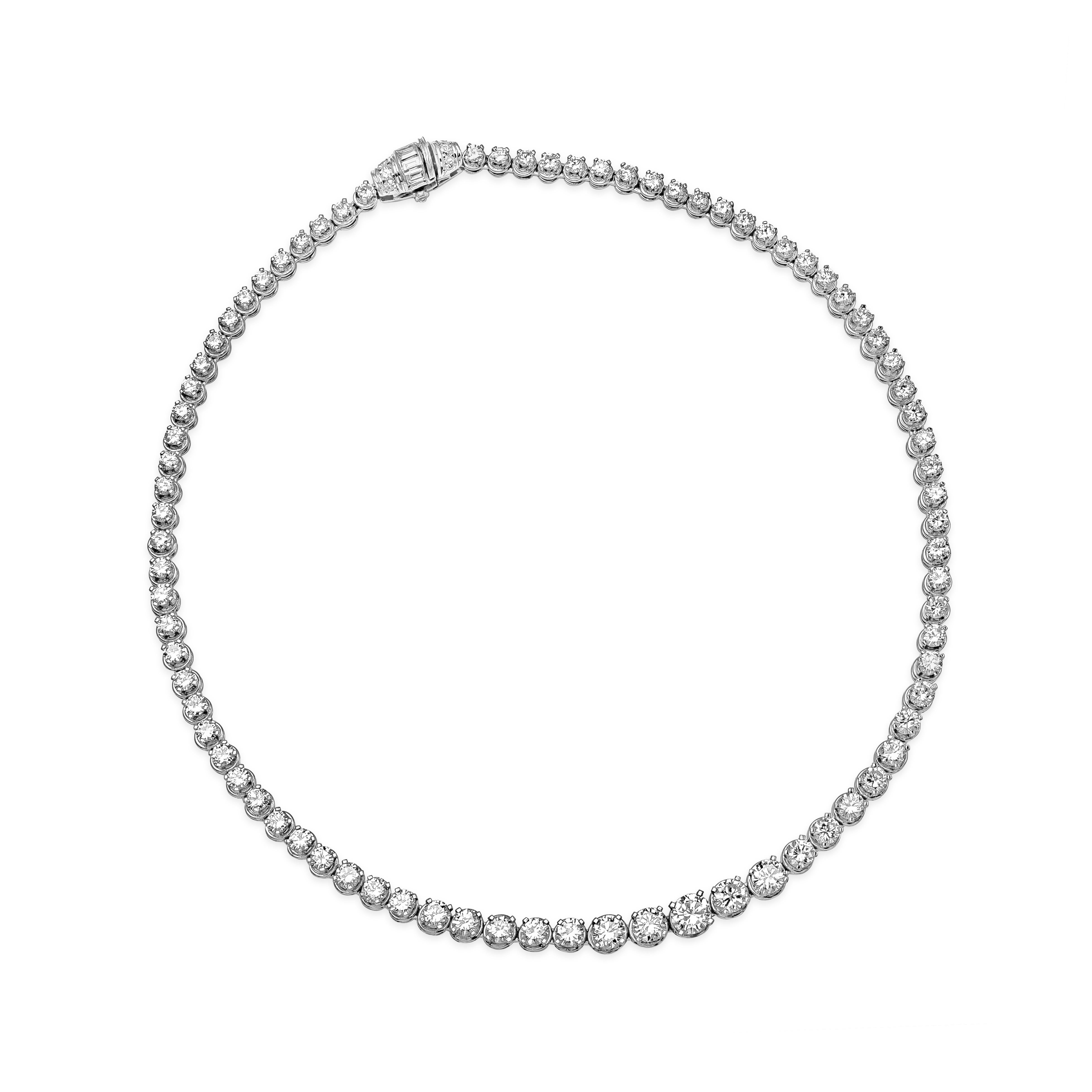 Contemporary Roman Malakov 16.10 Carats Total Round Diamond Tennis Necklace in Platinum For Sale