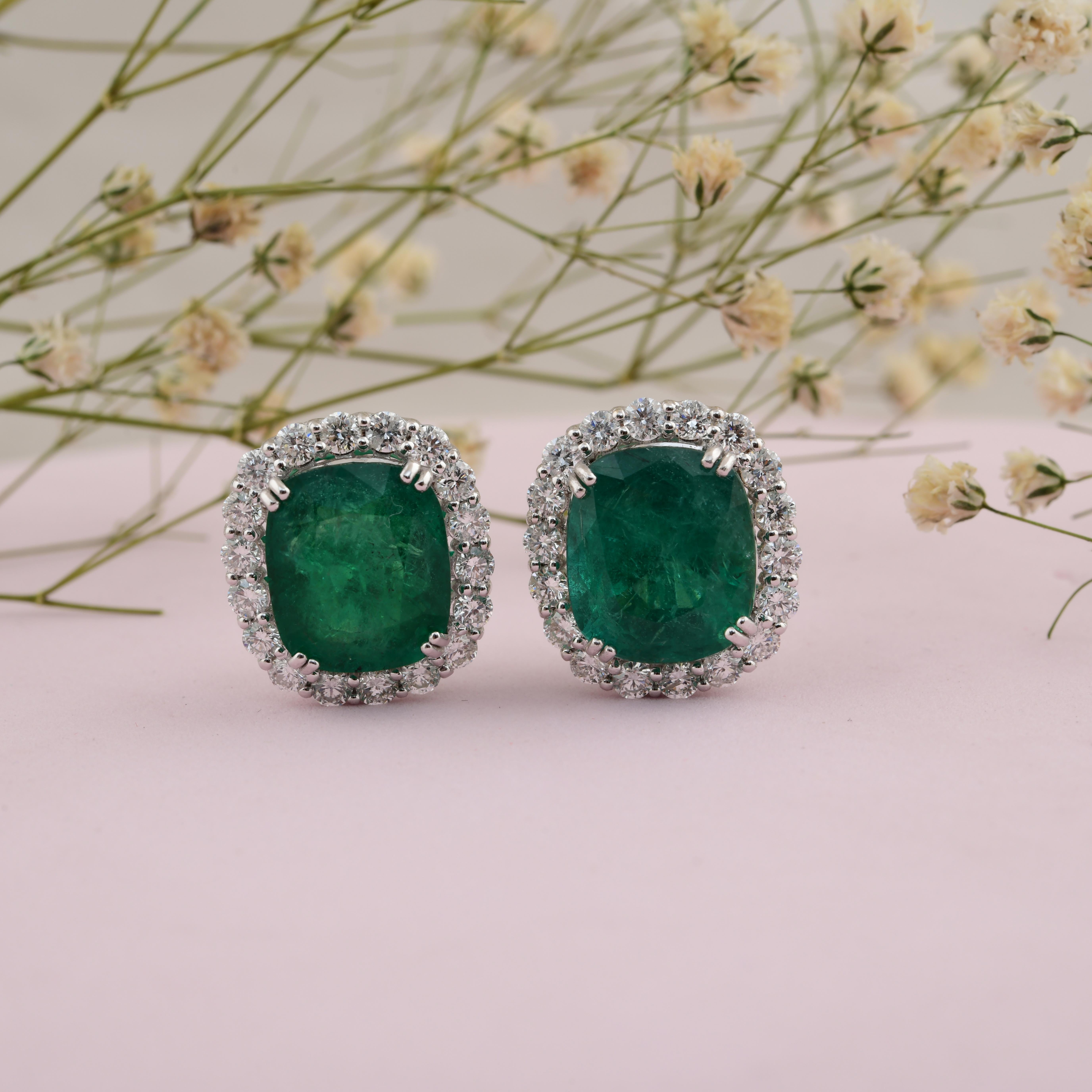16,11 Karat sambischer Smaragd 2,41 Karat SI/H Diamant-Ohrringe 18 Karat Weißgold (Ovalschliff) im Angebot