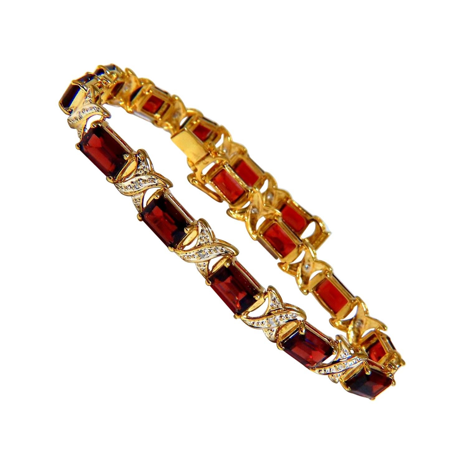 16.15 Carat Natural Garnets Diamond X Tennis Bracelet 14 Karat For Sale