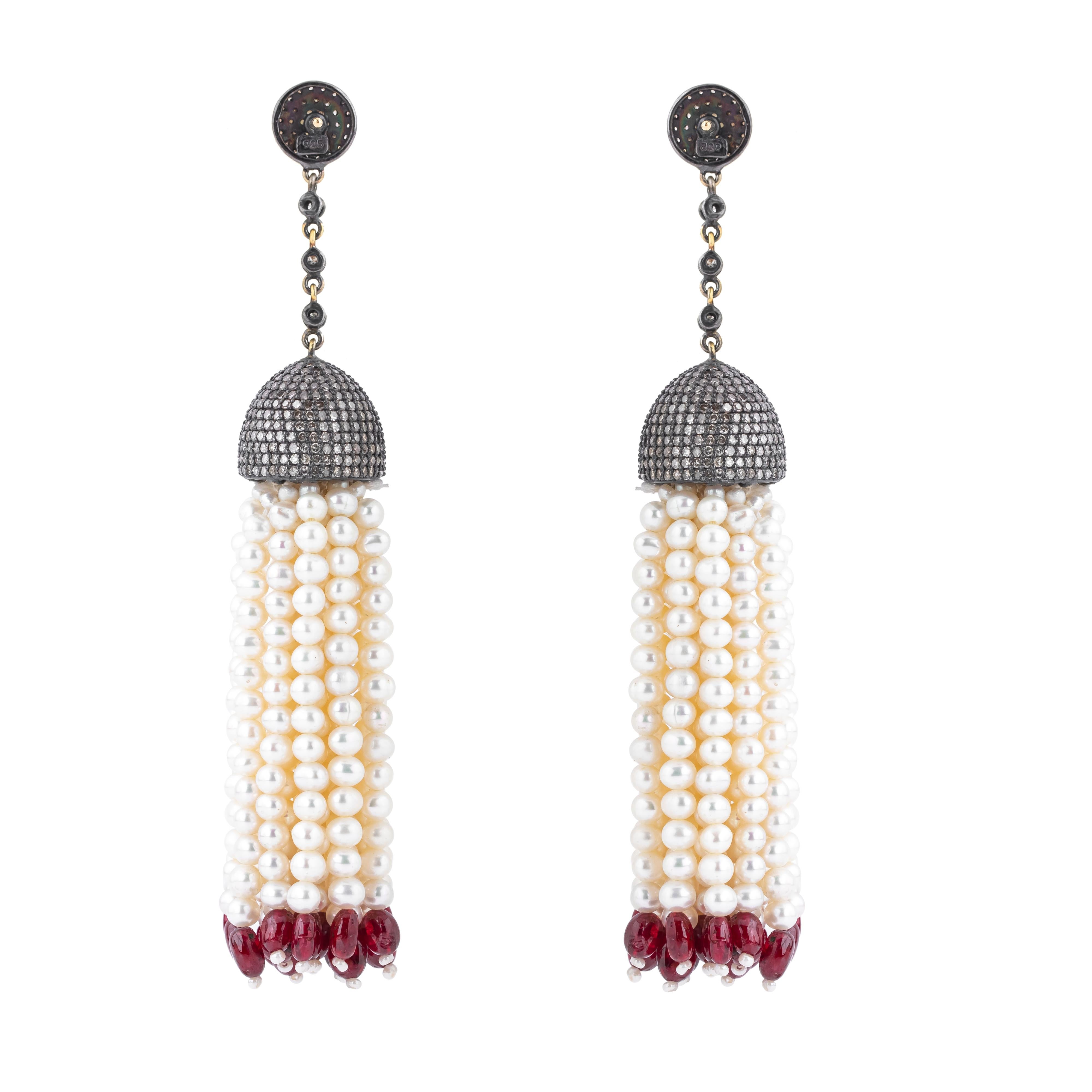 161.7 Carat Diamond, Pearl and Ruby Dangle Earrings In New Condition For Sale In Jaipur, IN