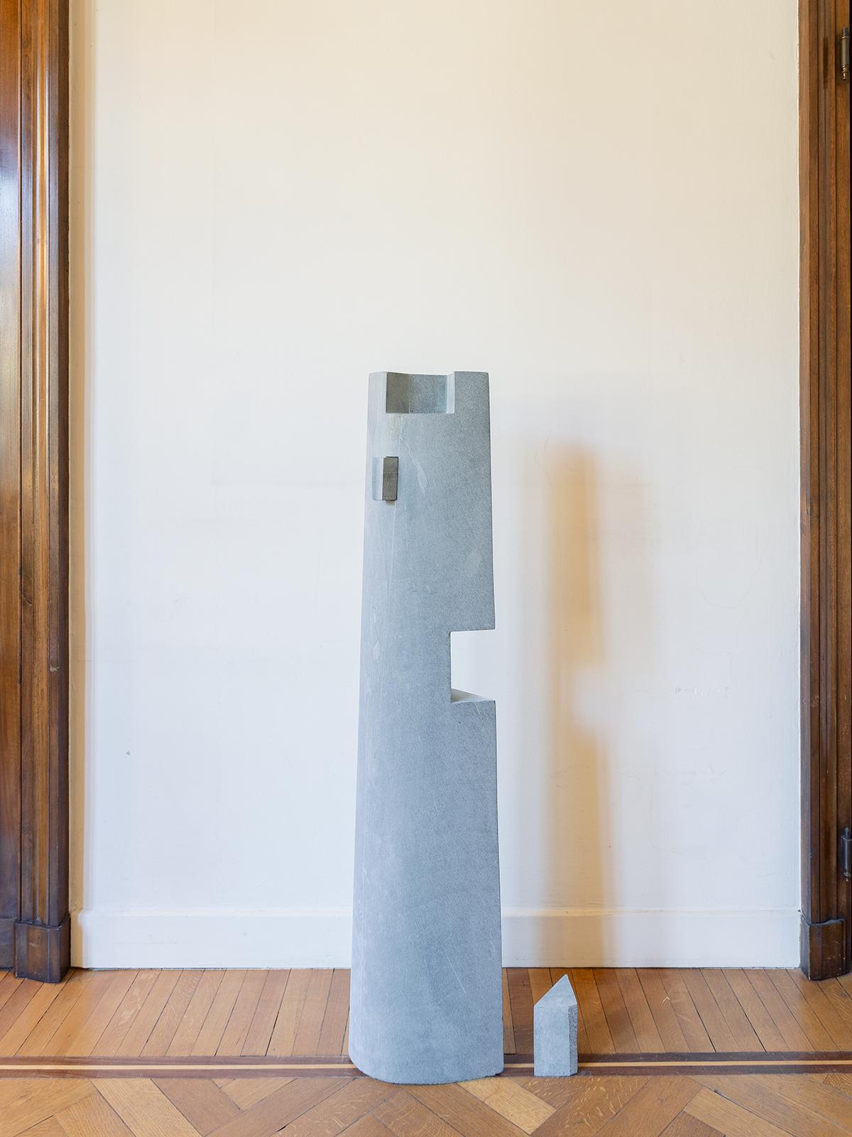 1617G Totem sculpture by Scattered Disc Objects
Limited Edition.
Dimensions: D 28 x W 21 x H 135 cm.
Materials: Flat honed marble surfaces.
Handmade in Italy.
For possible future orders the item can be customized in other marble stones based on