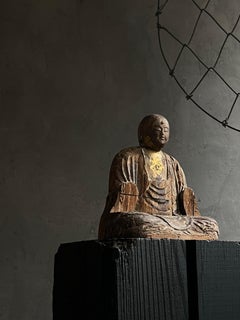 "Sculture giapponesi in legno del XVI-XVII secolo: statue del Buddha Jizo" - Wabi-sabi e buddismo
