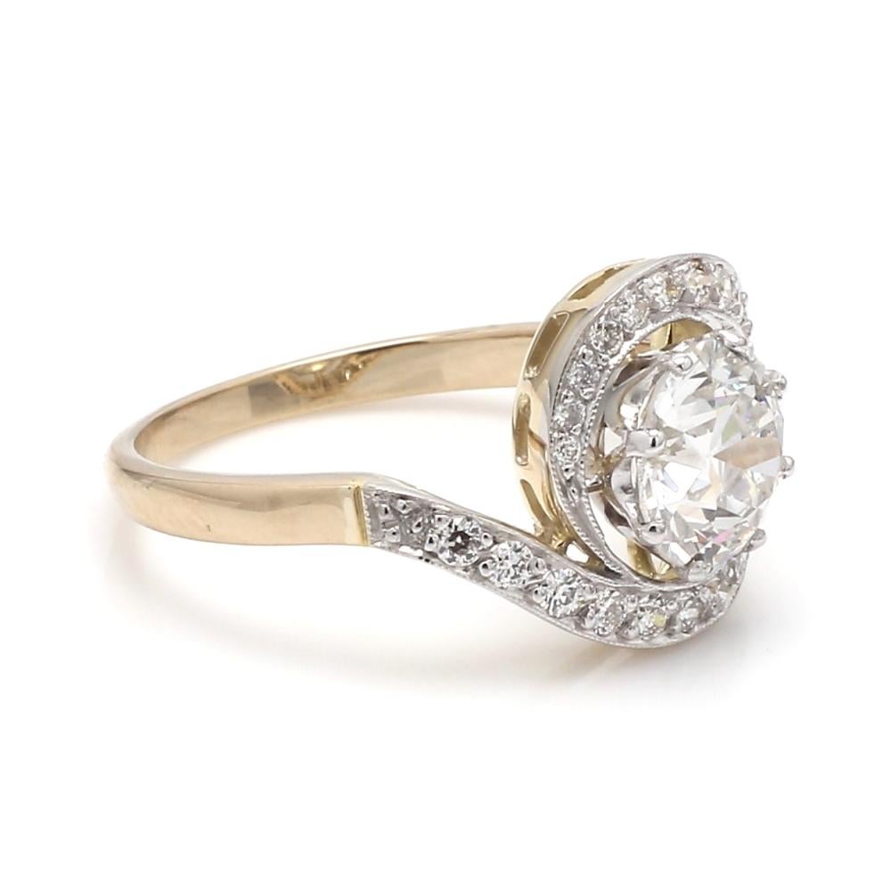 Women's 1.61ct Round Brilliant Cut Diamond Ring in a Bypass Setting For Sale