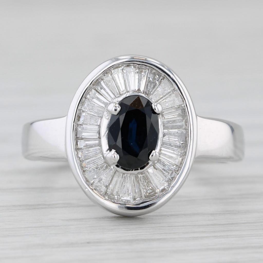 da uomo o donna Anello aureolato con diamante e zaffiro blu da 1,61 ctw in oro bianco 14k, misura 7 di fidanzamento in vendita
