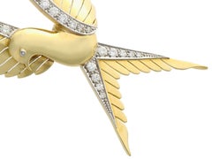 1.62 Carat Diamond and Yellow Gold Dove Brooch