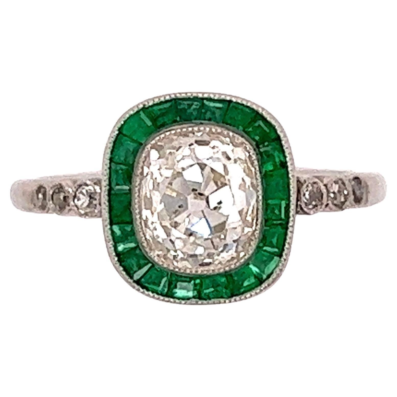 1.62 Carat Diamond and Emerald Platinum Ring Estate Fine Jewelry
