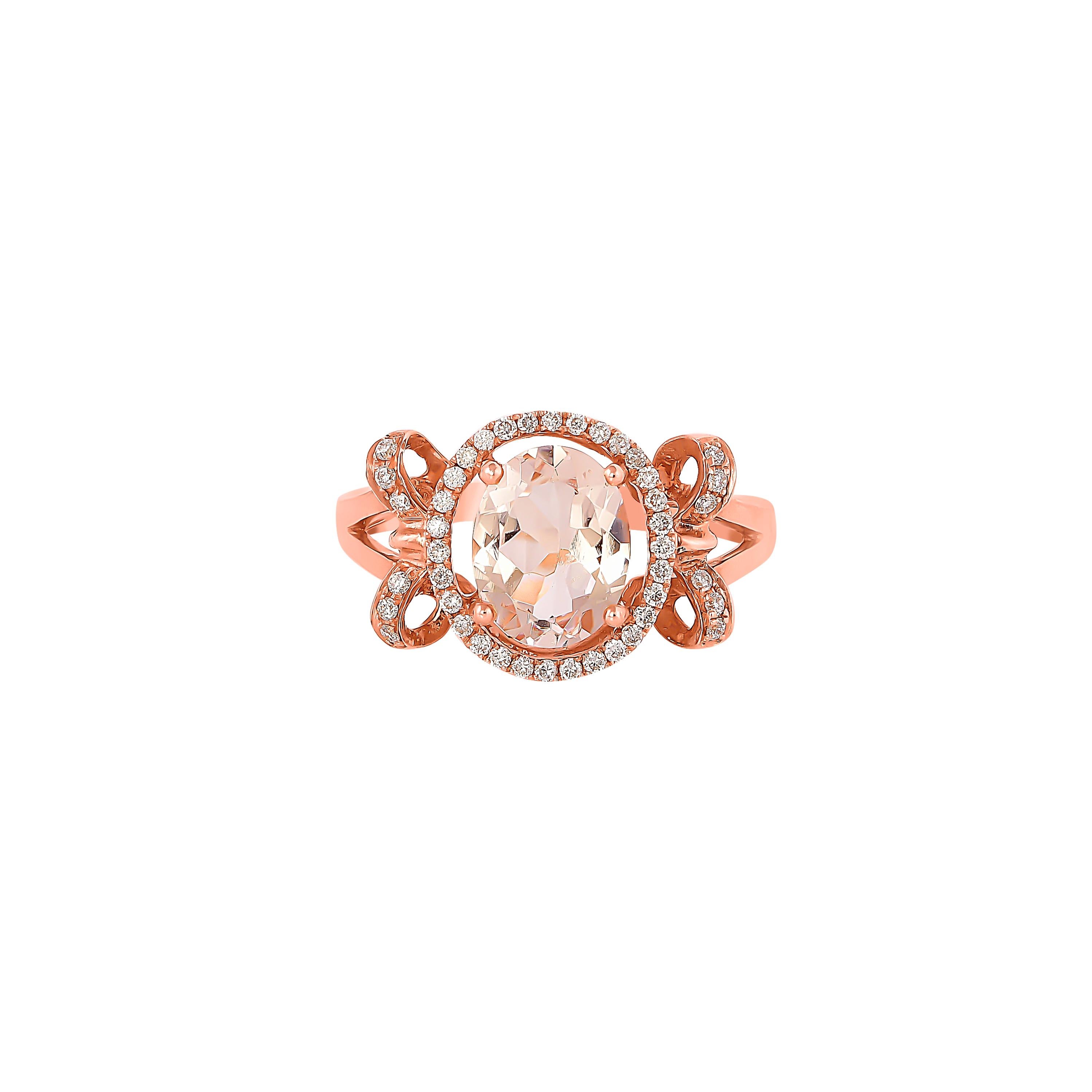Contemporary 1.62 Carat Morganite and Diamond Ring in 18 Karat Rose Gold For Sale