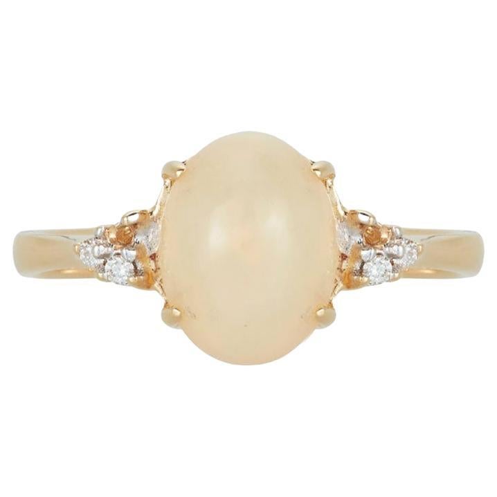1.62 Carat Oval Opal White Diamond Cocktail Fashion Ring 18 Karat Yellow Gold For Sale