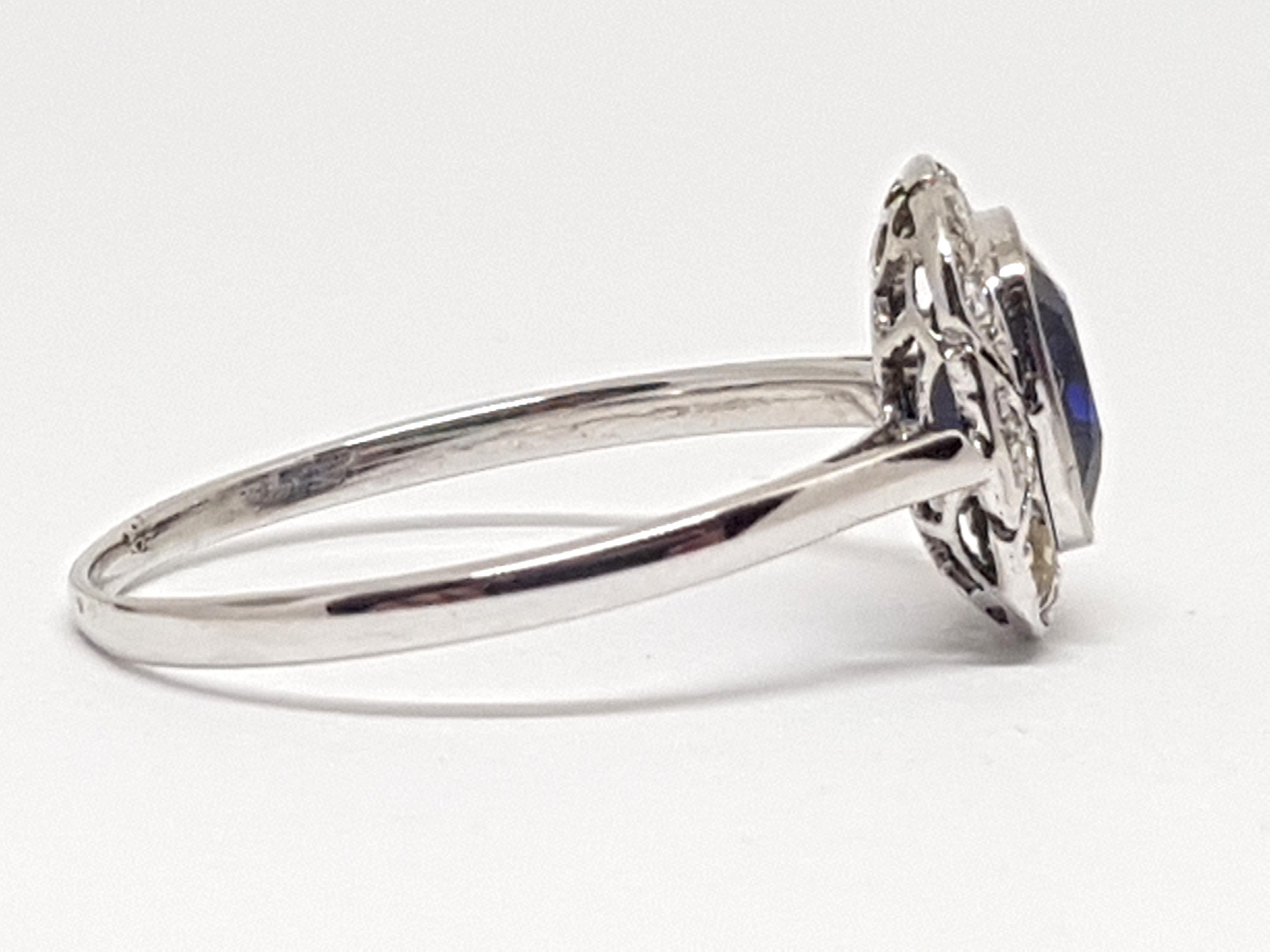 1.62 Carat White Gold Diamond Sapphire Ring In New Condition For Sale In Antwerp, BE