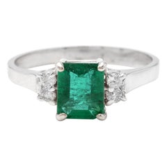 Bague en or blanc massif 14 carats avec émeraude naturelle de 1,62 carat et diamants
