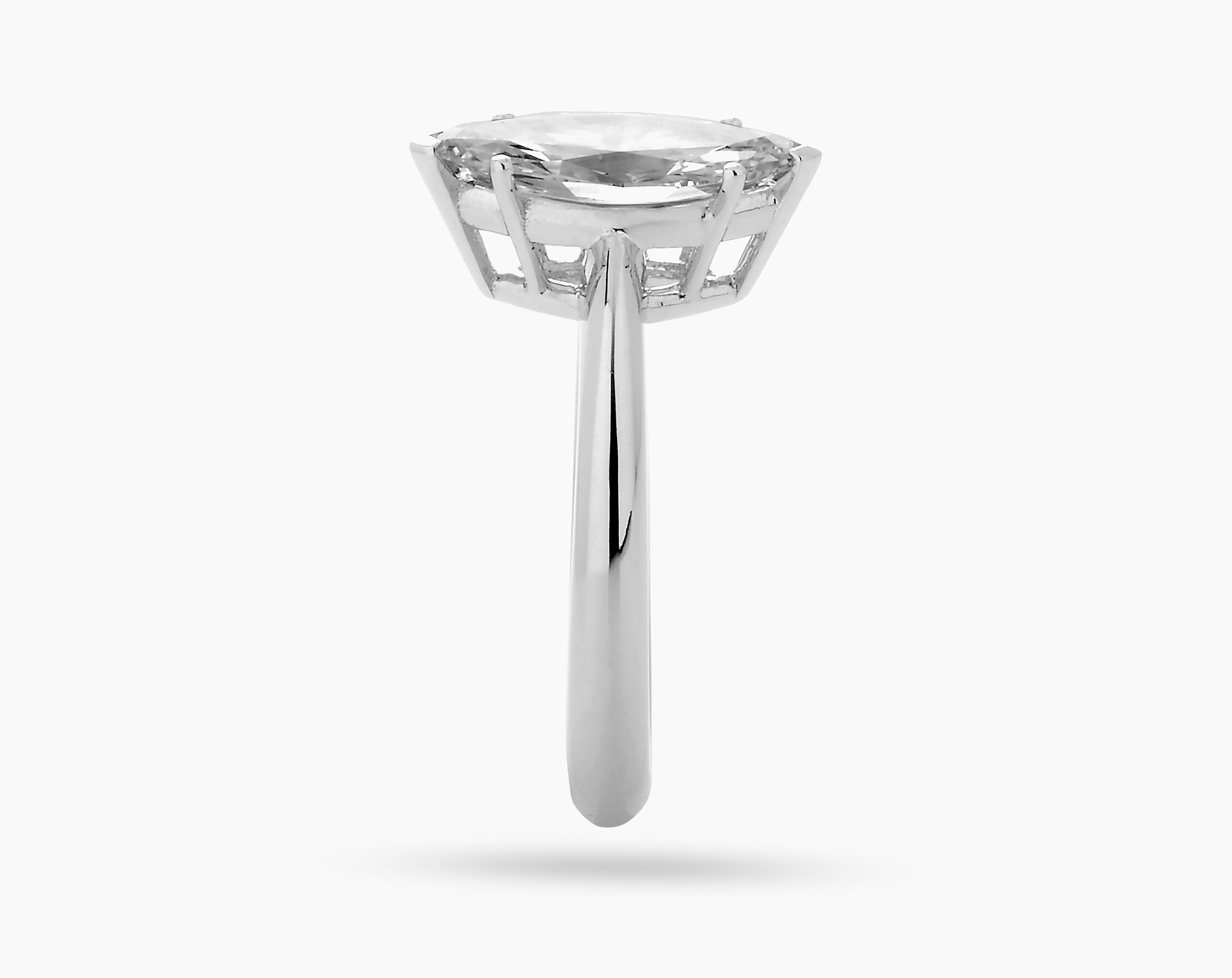 Marquise Cut 1.62 ct Marquise Shape IGI Solitaire Ring in 18k White Gold For Sale