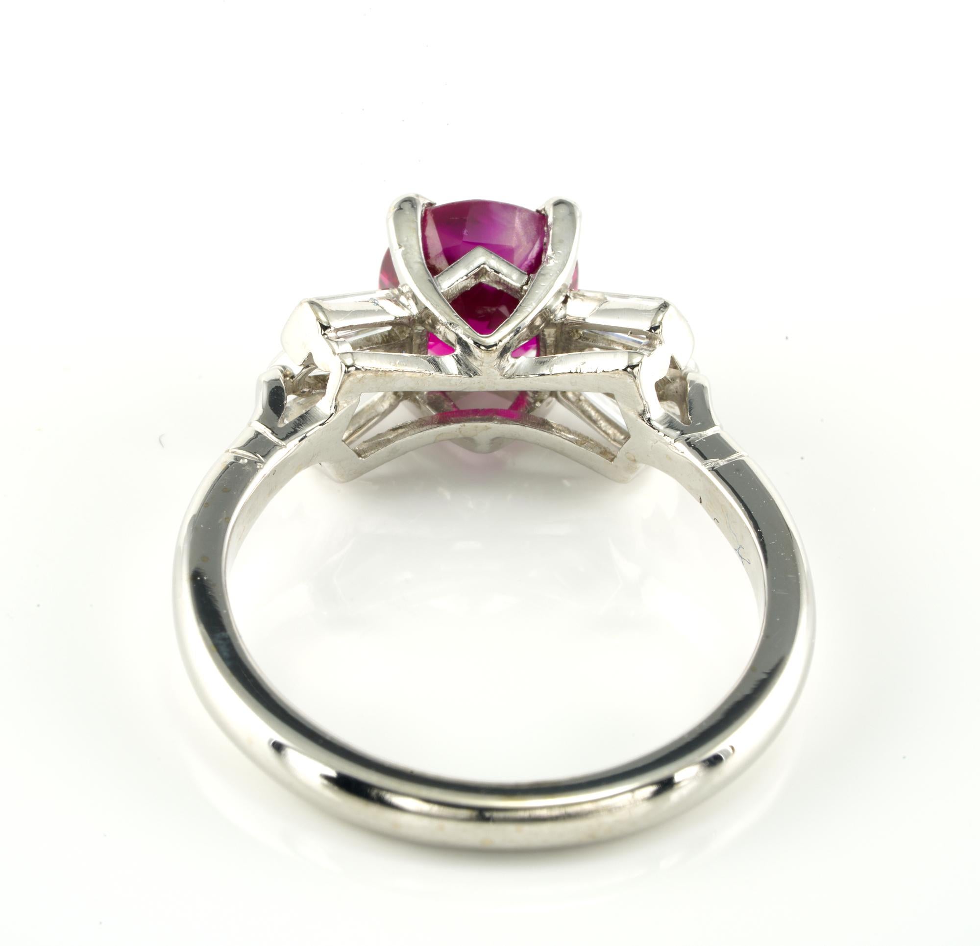 1.62 Ct Natural Burmese Ruby Diamond Ring, 1960 ca For Sale 4