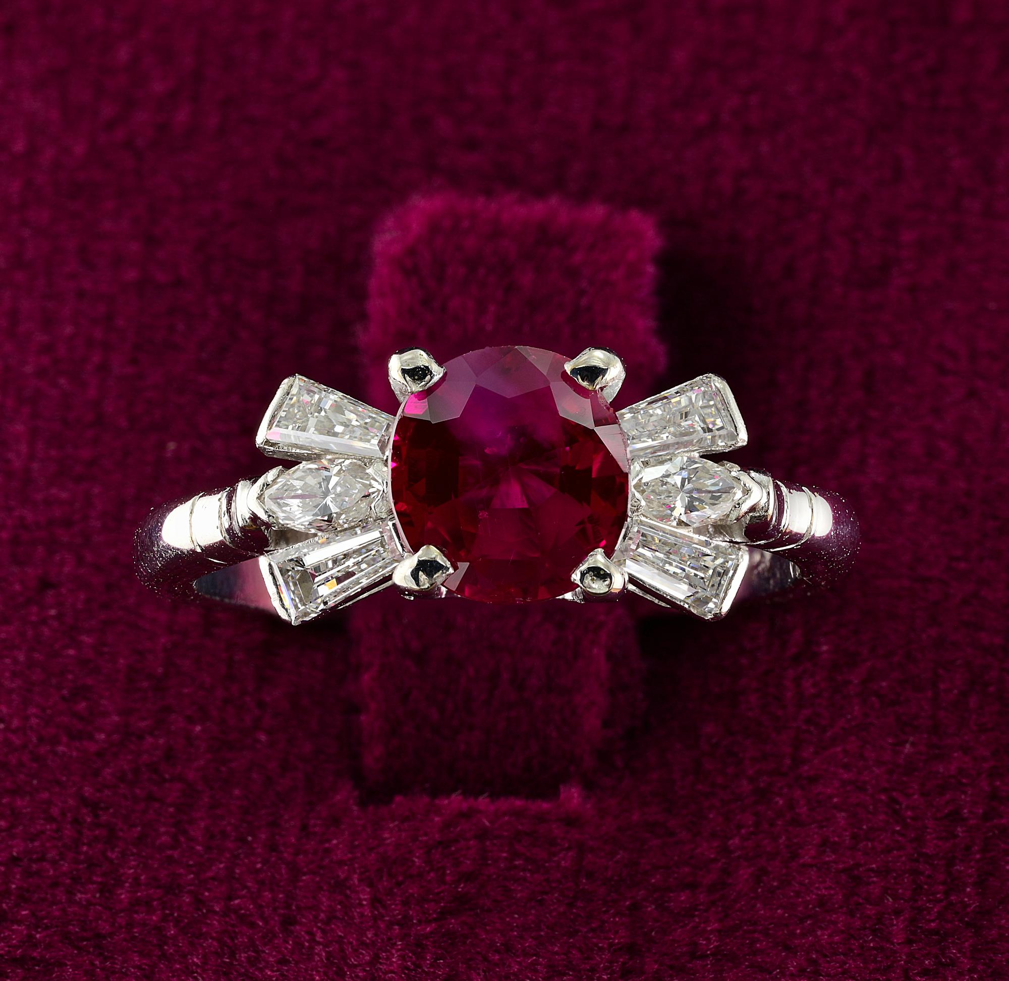 Contemporary 1.62 Ct Natural Burmese Ruby Diamond Ring, 1960 ca For Sale