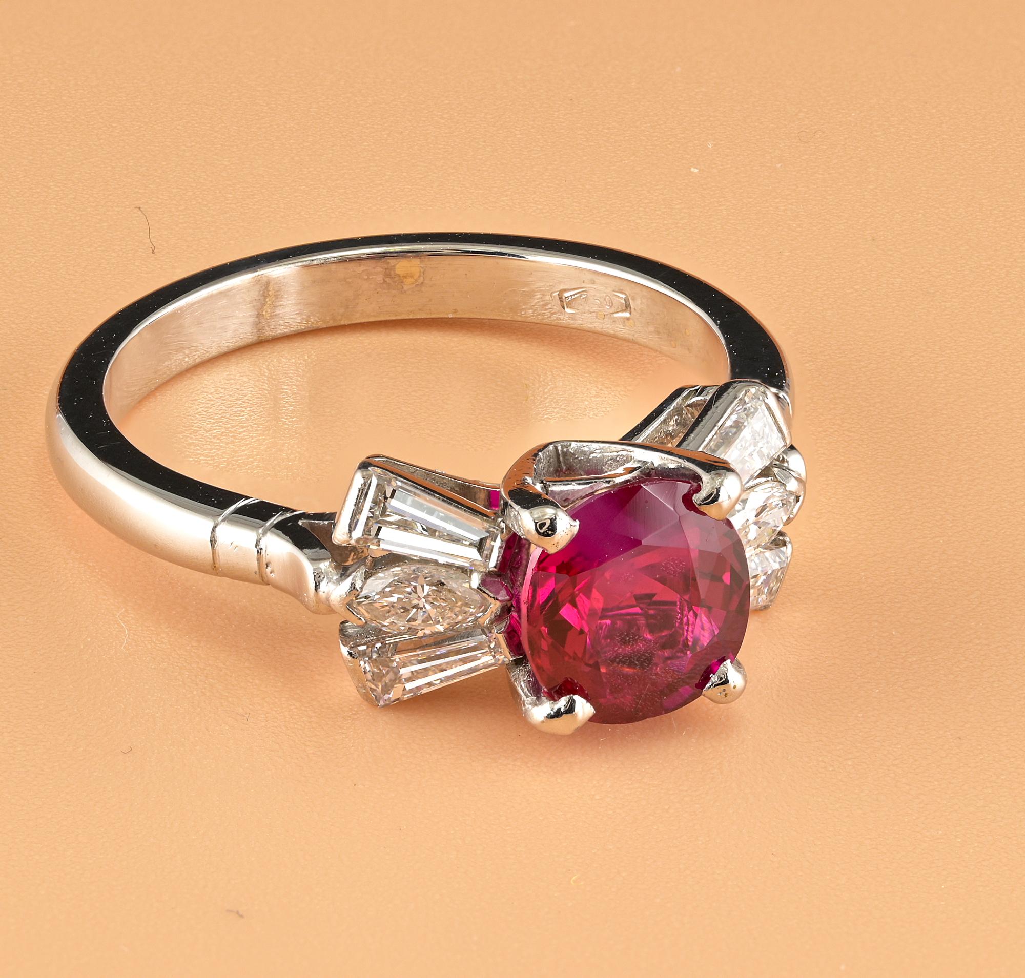 1.62 Ct Natural Burmese Ruby Diamond Ring, 1960 ca In Excellent Condition For Sale In Napoli, IT