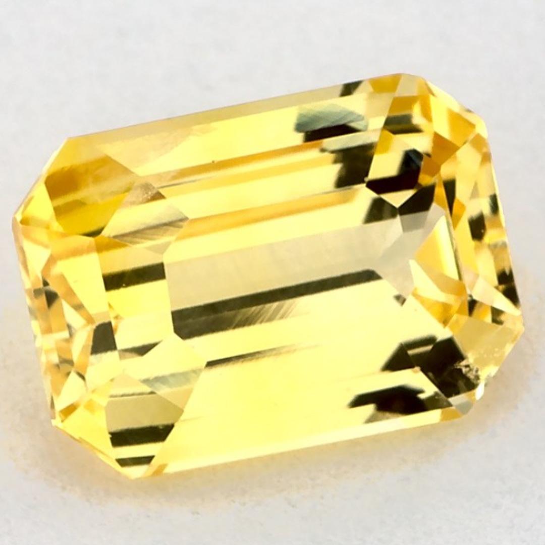 Taglio smeraldo 1.62 carati di zaffiro giallo ottagonale sciolto in vendita