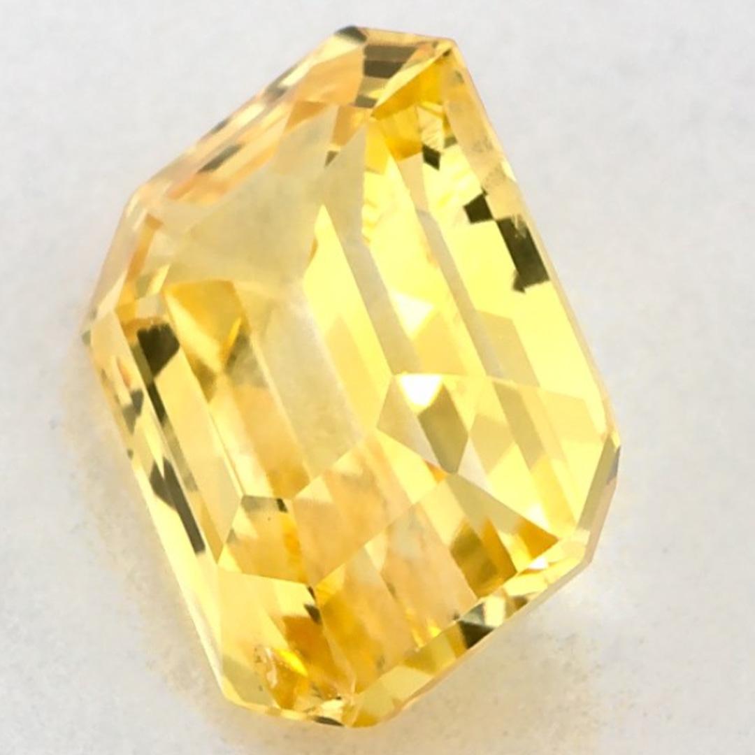Donna 1.62 carati di zaffiro giallo ottagonale sciolto in vendita