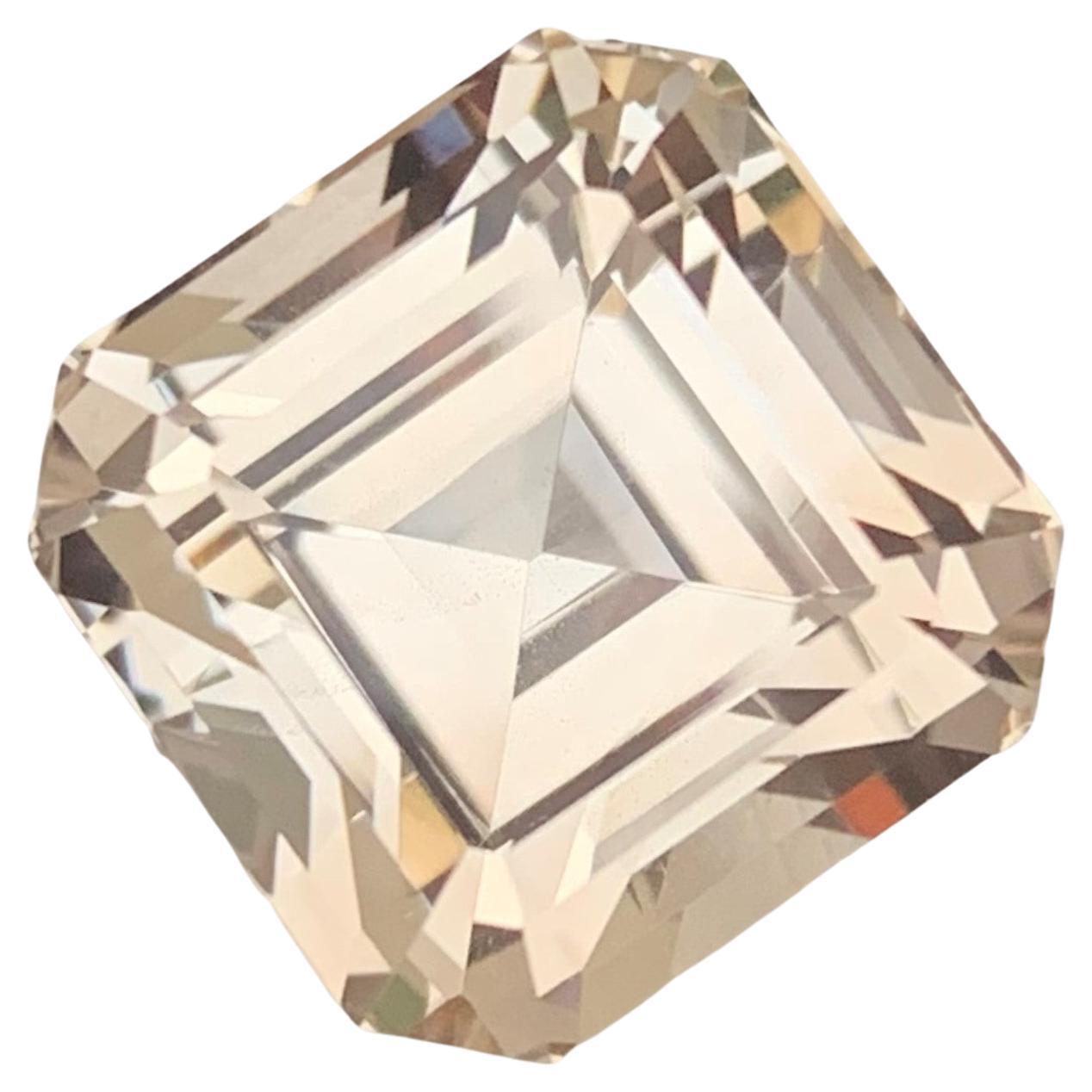 Pierre précieuse dorée à facettes naturelle de 16,20 carats pour la fabrication de bijoux taille Asscher