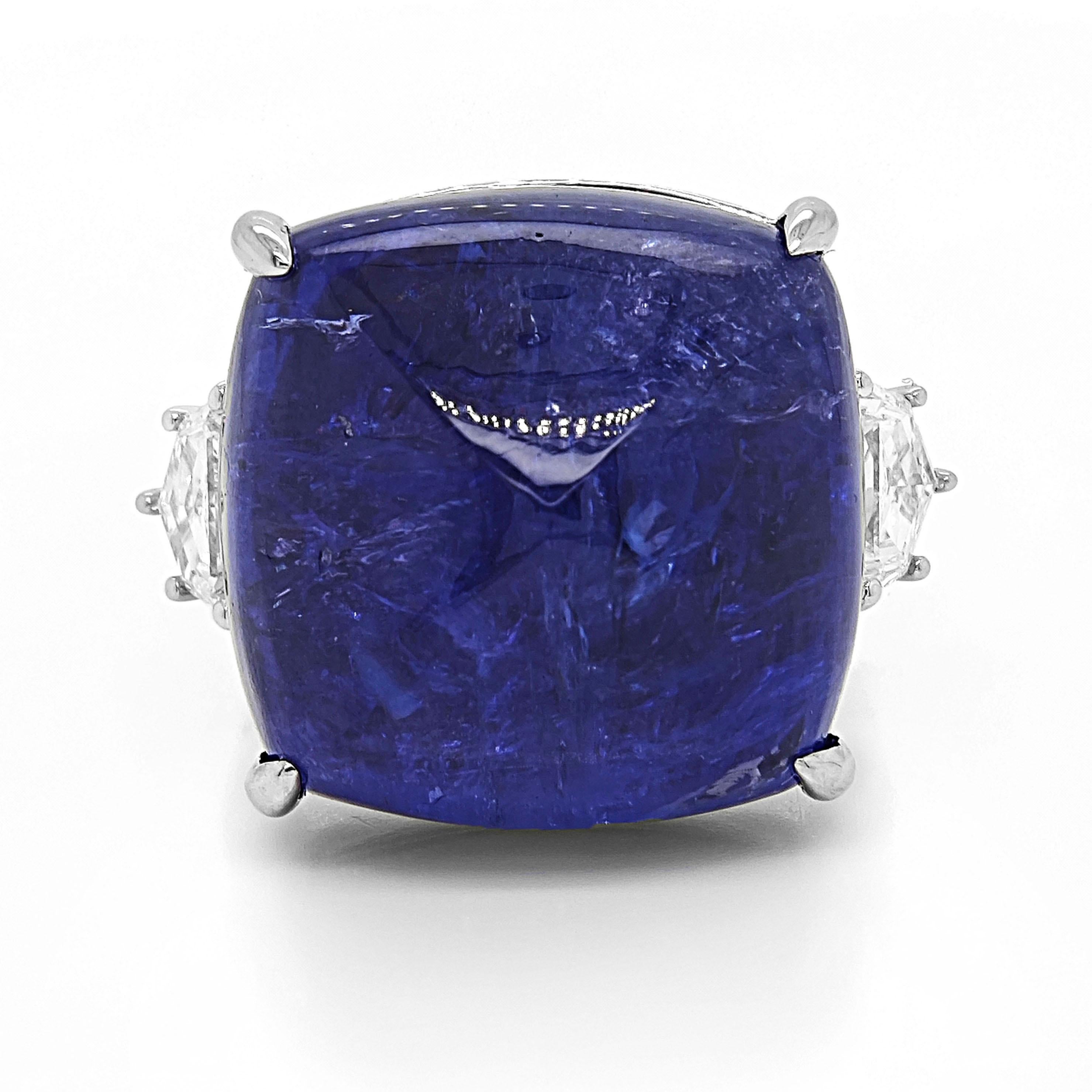 Women's or Men's 16.20 Carats Tanzanite and White Diamond White Gold Ring For Sale