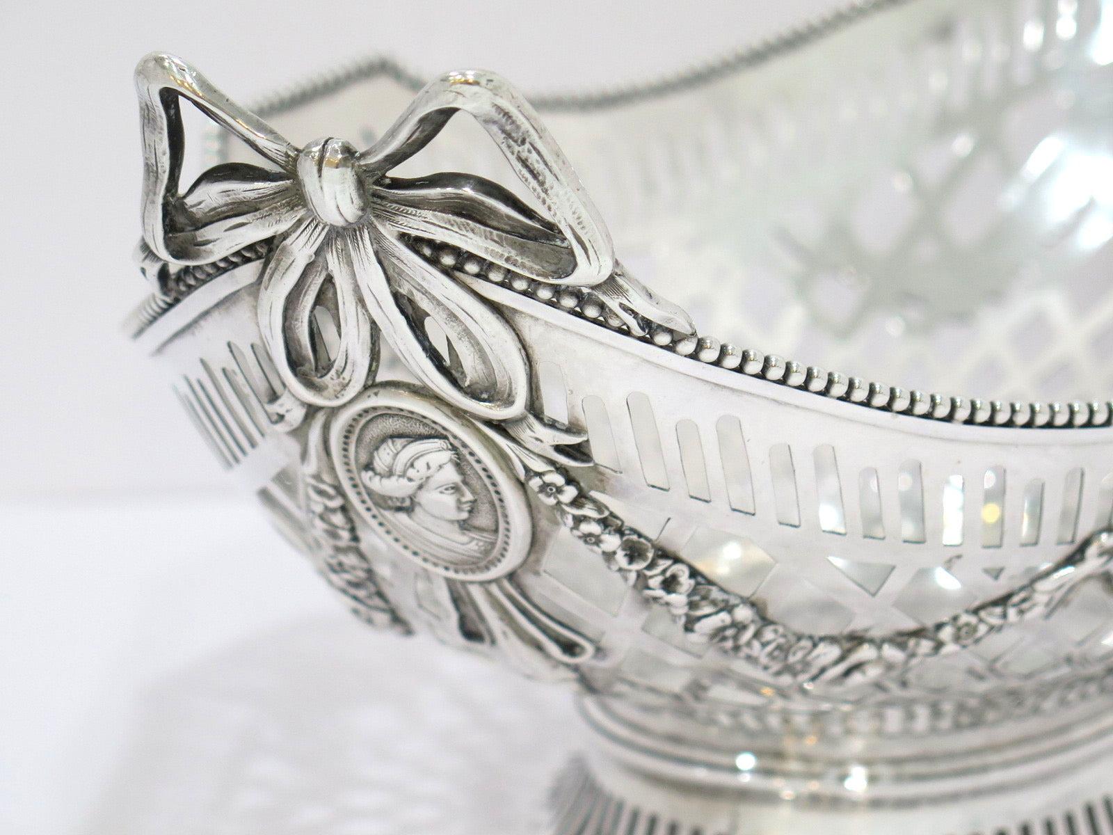 European Silver Antique Dutch Medallion Bow Footed Bowl / Centerpiece In Good Condition For Sale In Brooklyn, NY