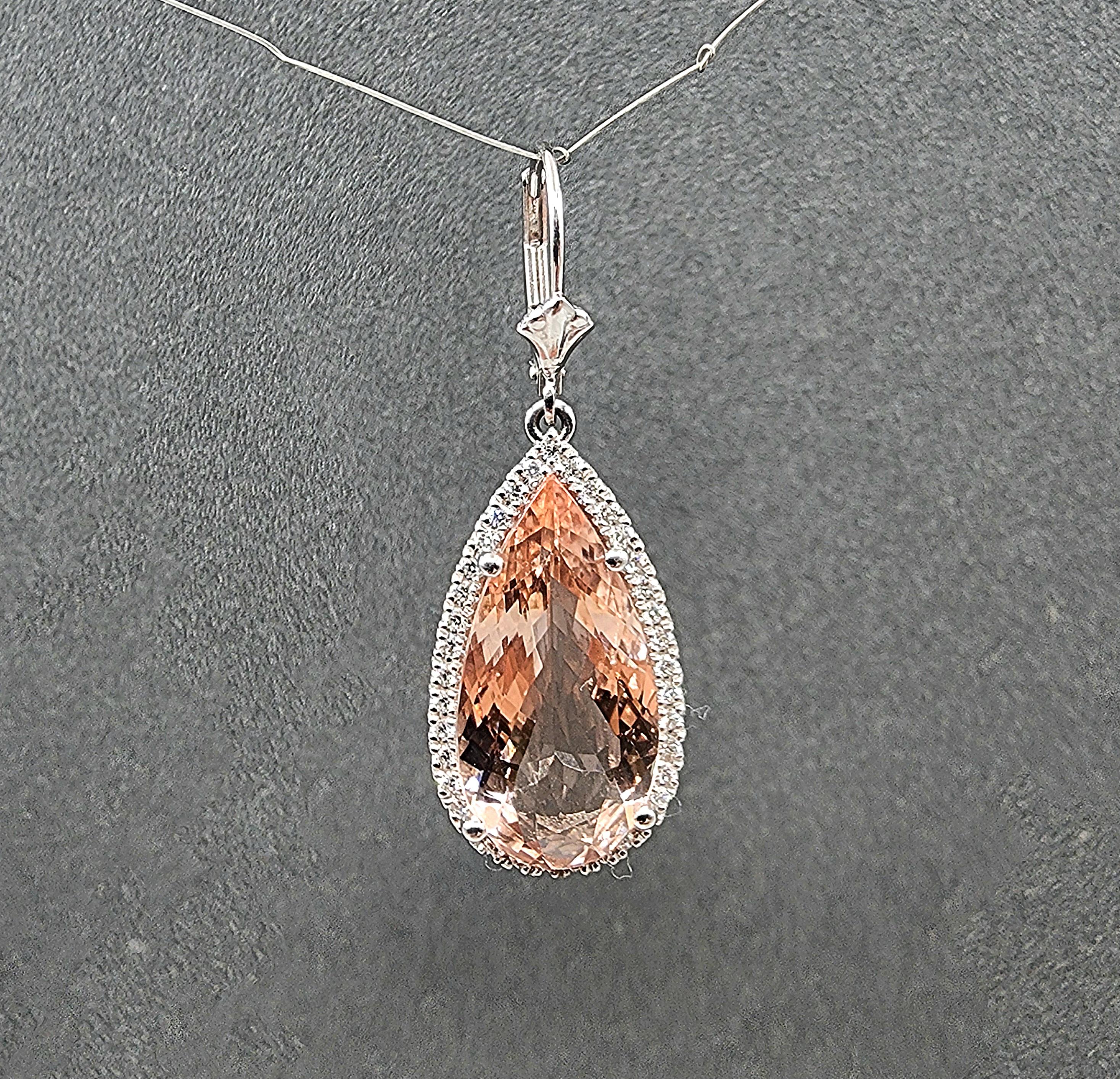 16,28 Karat Morganit & Diamant-Ohrringe im Angebot 3