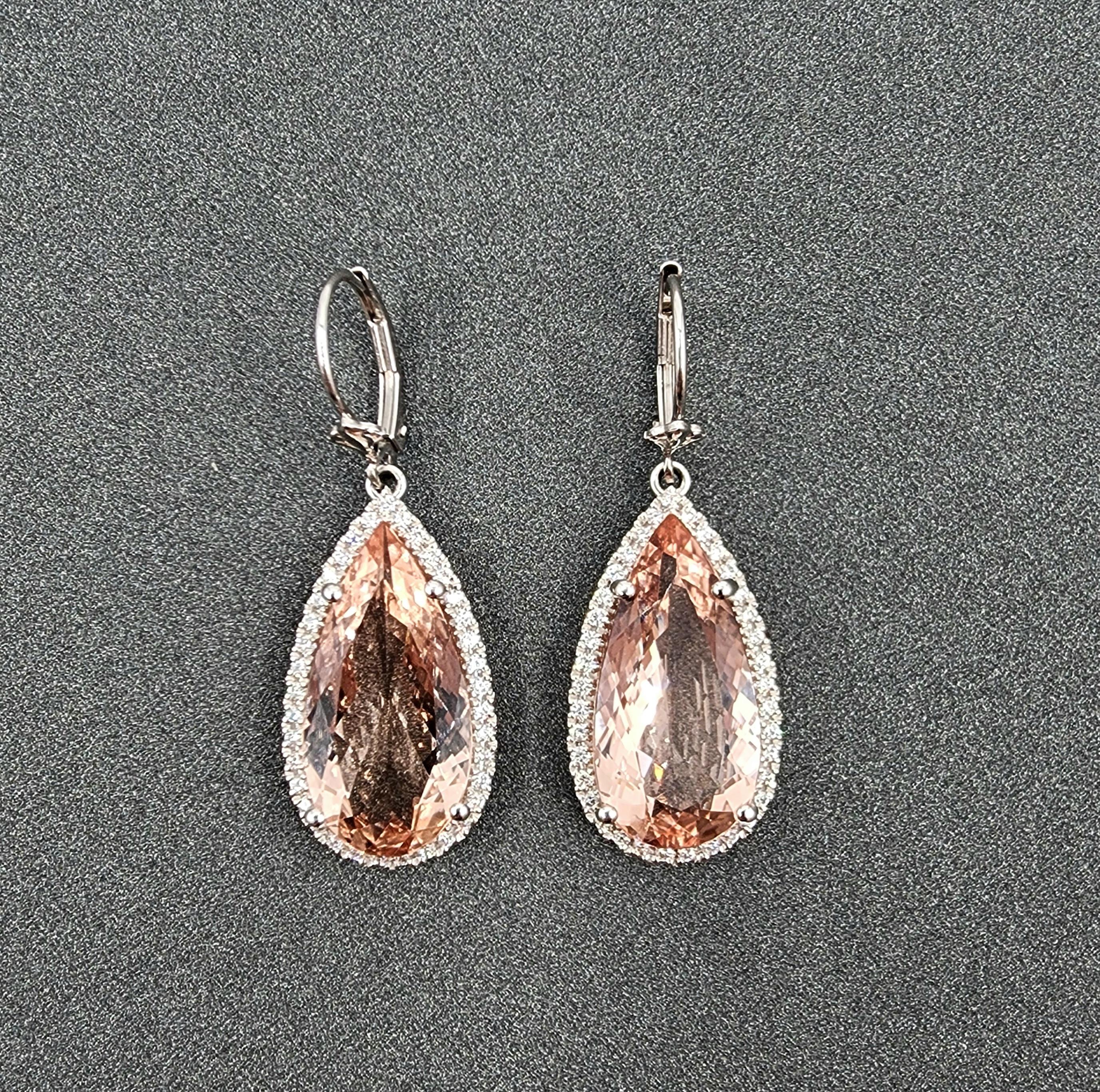 16,28 Karat Morganit & Diamant-Ohrringe im Zustand „Neu“ im Angebot in Chicago, IL
