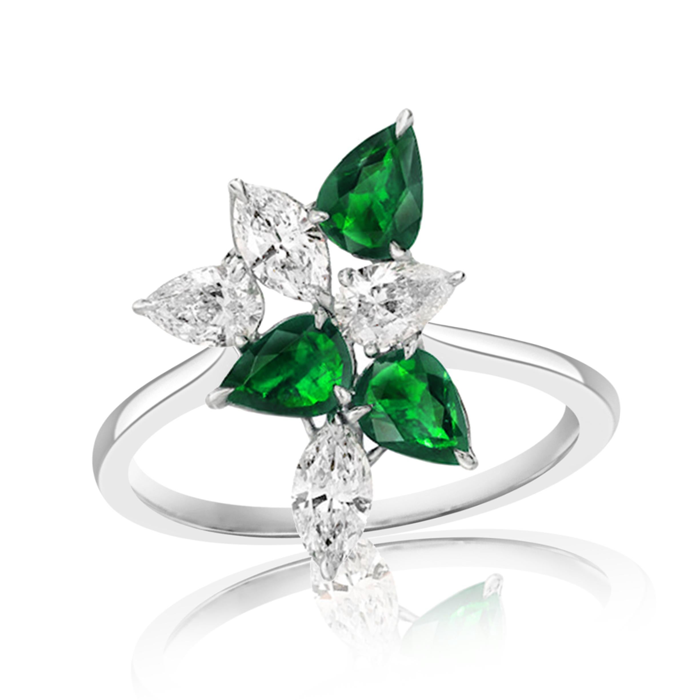 Aesthetic Movement 16.29 Carats Emerald and Pear Shaped Diamond Cluster Set For Sale